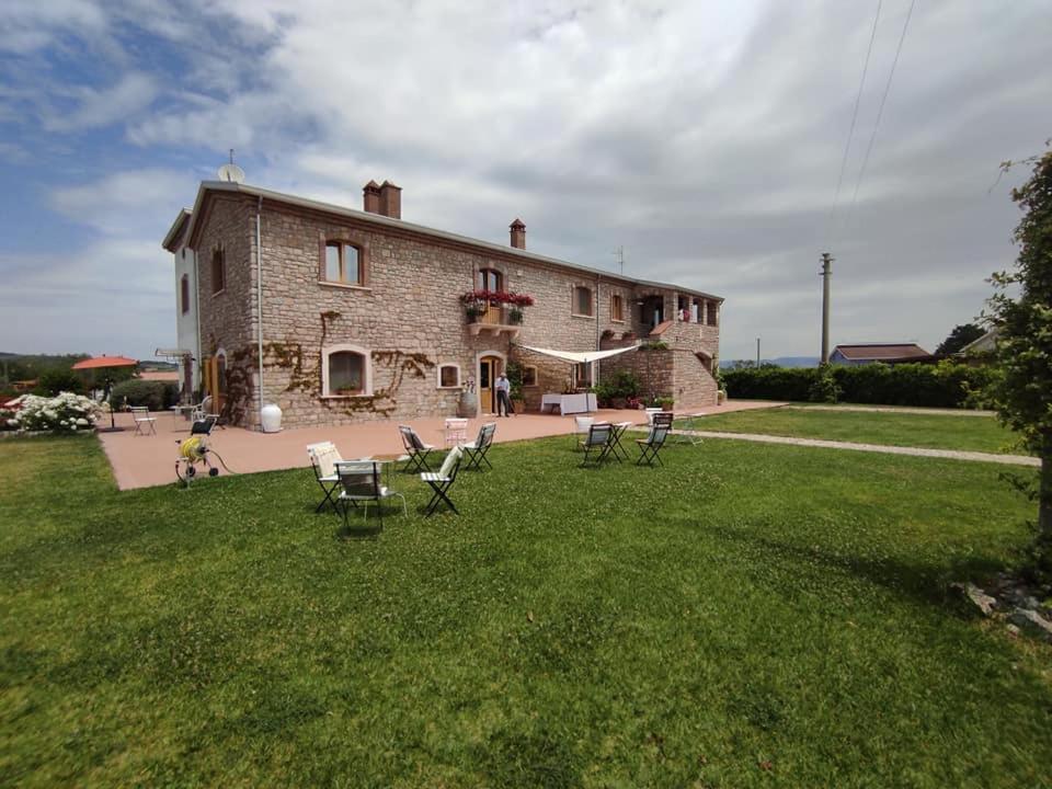 Masseria Fontana Dei Fieri Pietrelcina Buitenkant foto