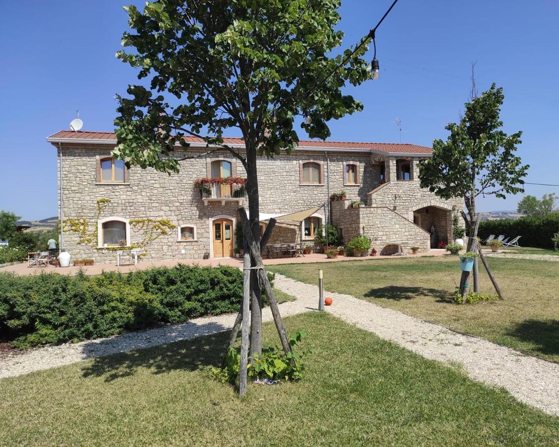 Masseria Fontana Dei Fieri Pietrelcina Buitenkant foto