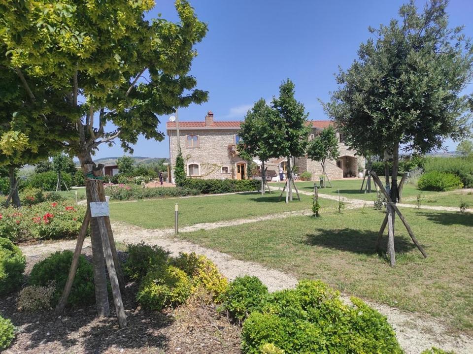 Masseria Fontana Dei Fieri Pietrelcina Buitenkant foto
