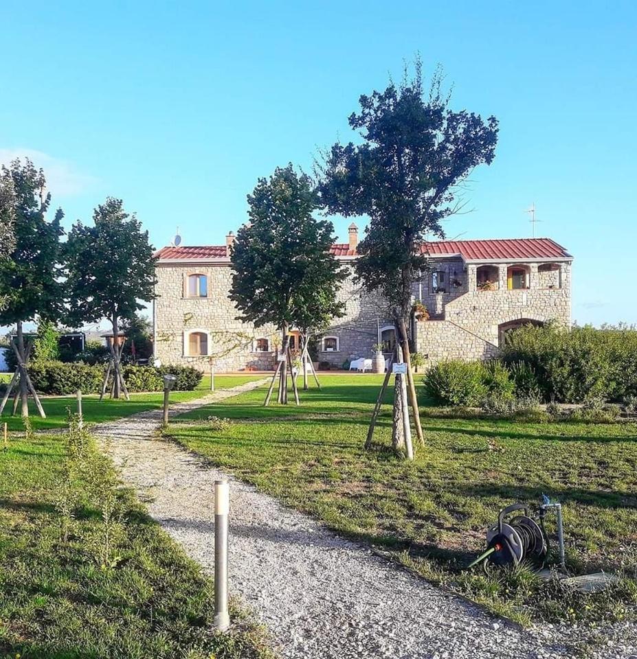 Masseria Fontana Dei Fieri Pietrelcina Buitenkant foto