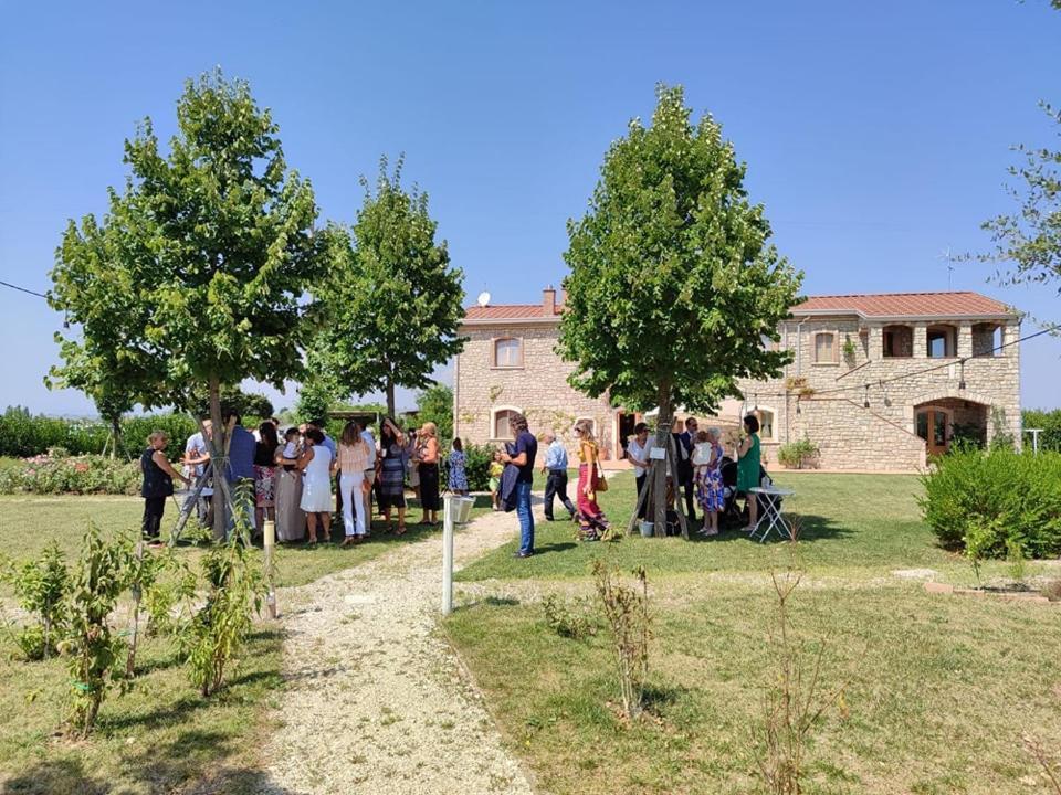 Masseria Fontana Dei Fieri Pietrelcina Buitenkant foto