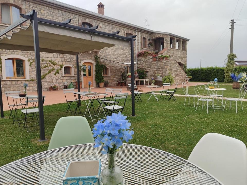 Masseria Fontana Dei Fieri Pietrelcina Buitenkant foto