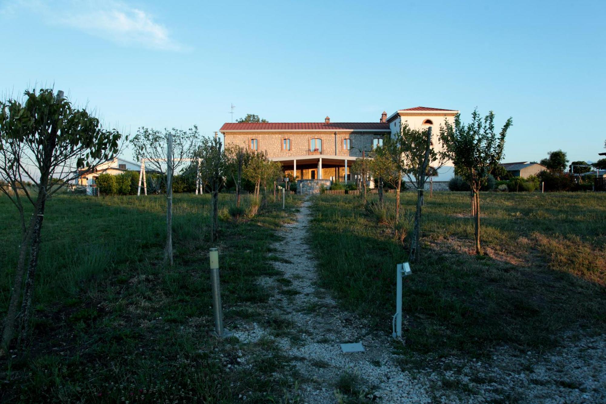 Masseria Fontana Dei Fieri Pietrelcina Buitenkant foto