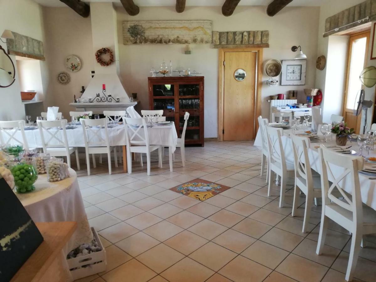 Masseria Fontana Dei Fieri Pietrelcina Buitenkant foto
